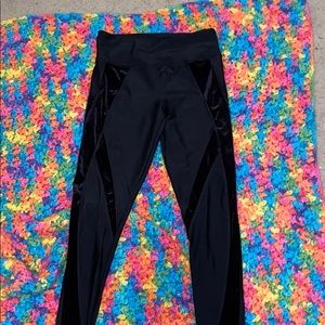 Forever 21 Black leggings. Women’s small